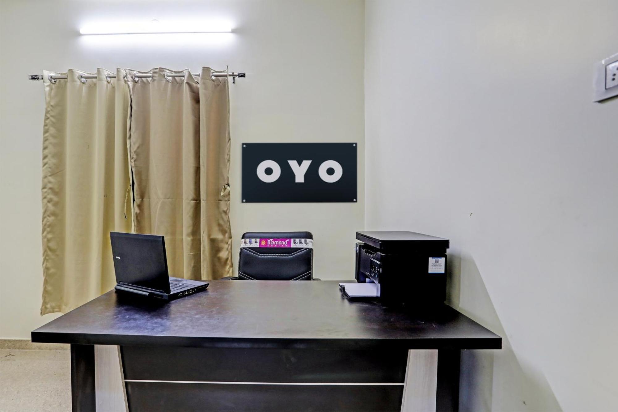 Hotel O P S ناغبور المظهر الخارجي الصورة
